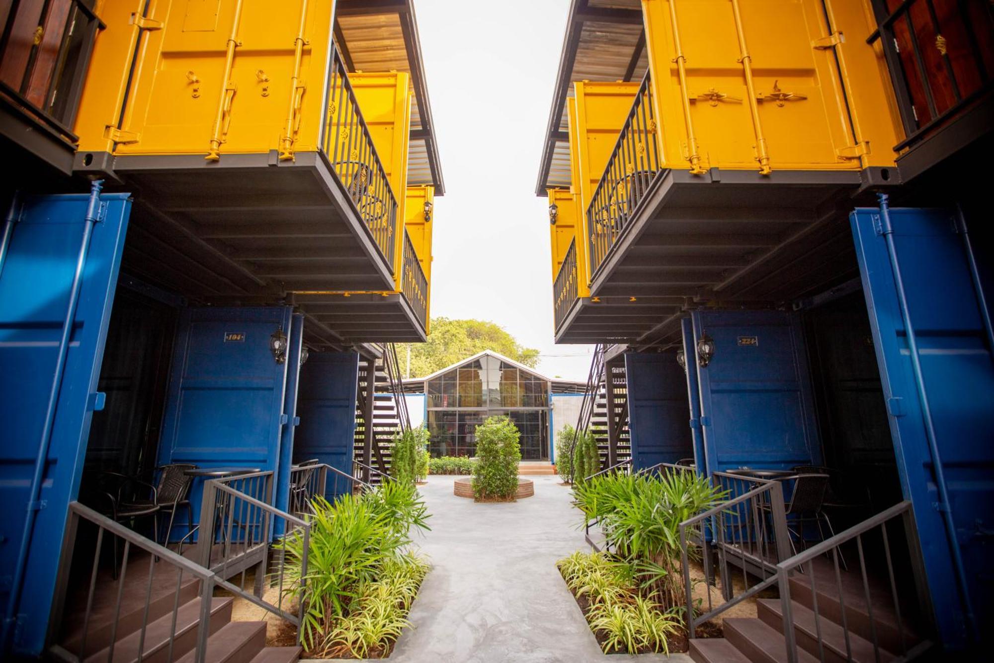 Tuscany Land Resort Donmuang Banguecoque Exterior foto